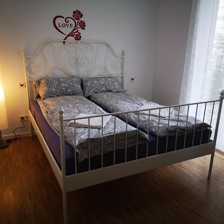 Apartment Near Fair And Central City In Few Min, With Garden Frankfurt am Main Ngoại thất bức ảnh